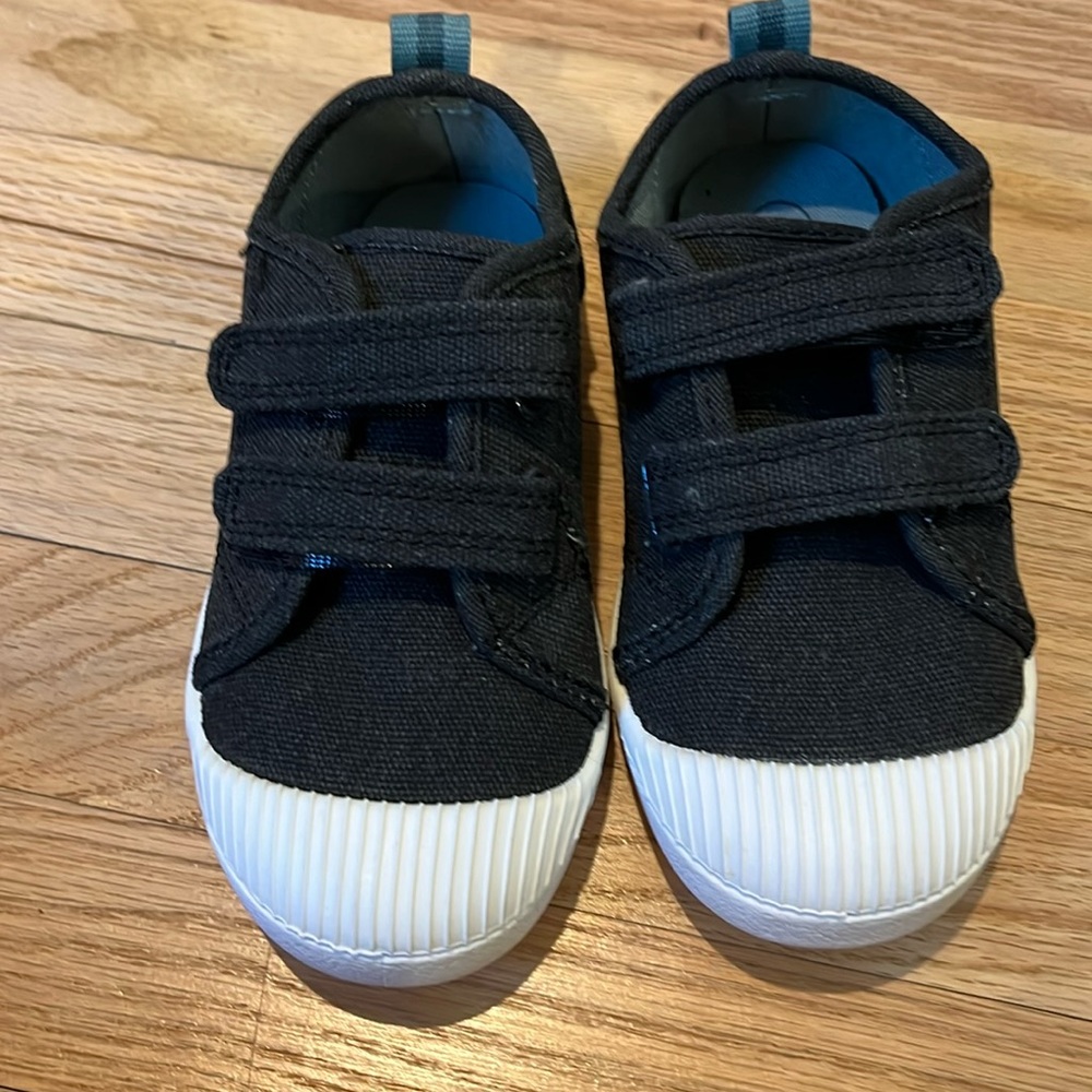 Cat & Jack Canvas Velcro Sneakers